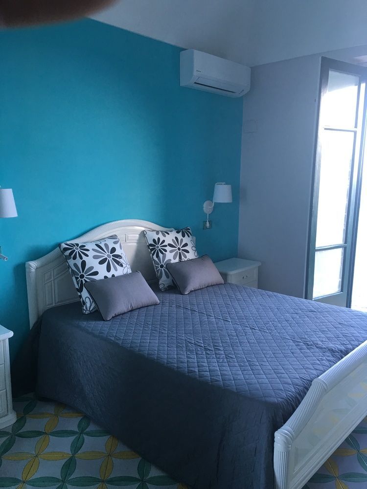 Amalfi Apartments Design Centro Storico Kültér fotó